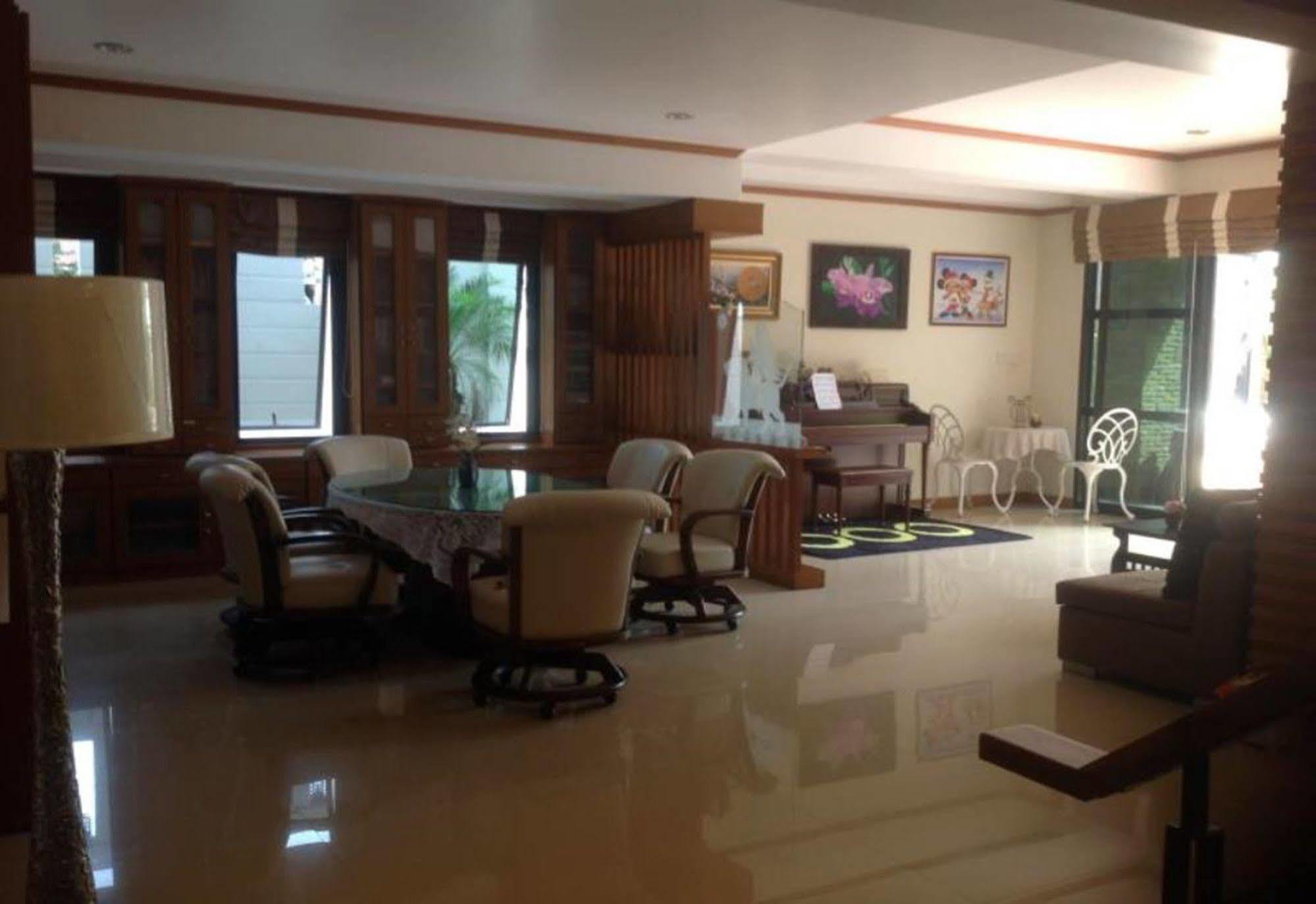 Ruankeaw Homestay Nai Harn Kültér fotó