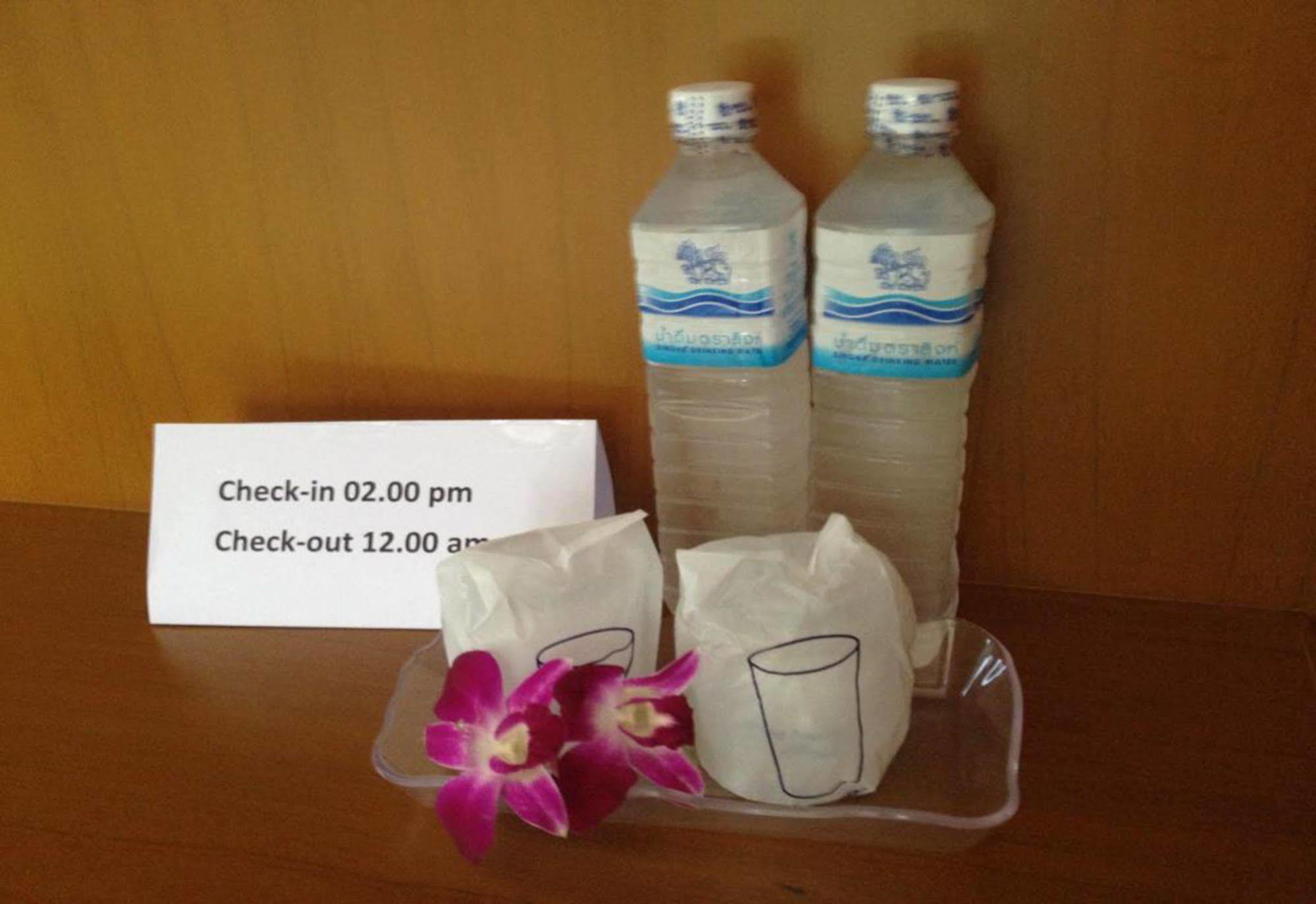 Ruankeaw Homestay Nai Harn Kültér fotó